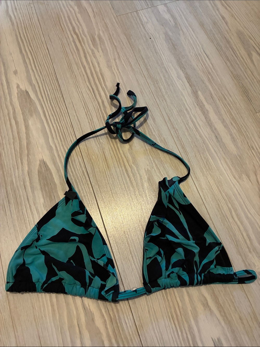 Teal & Black Triangle Bikini Top - Women Swim